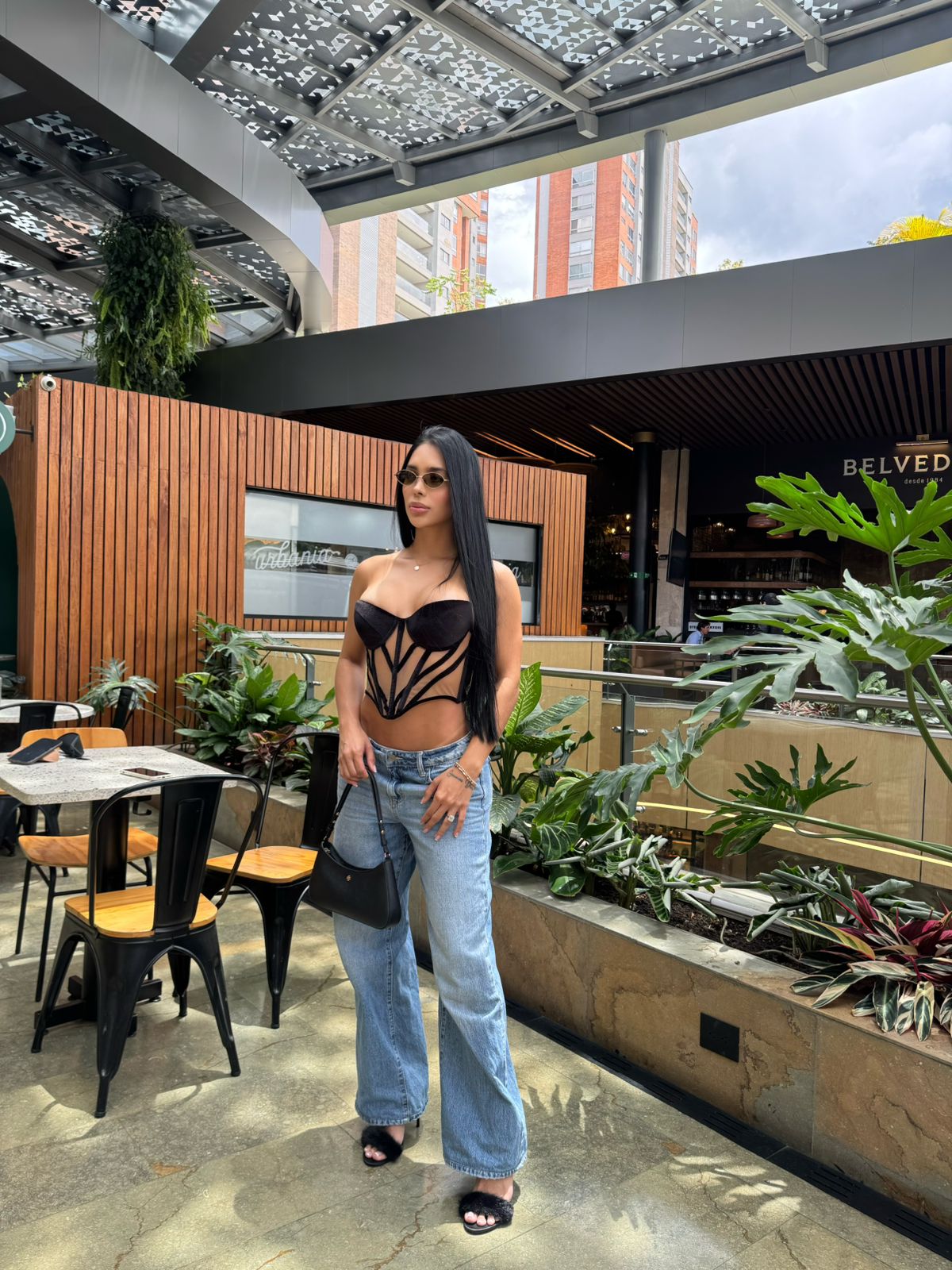 Escort - JULIANA - Ibiza Tops